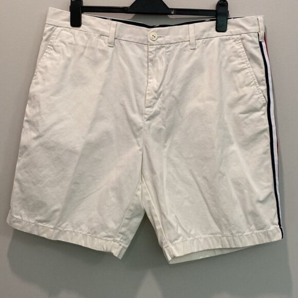 Tommy Hilfiger White Cotton shorts Size 38 - Picture 7 of 12